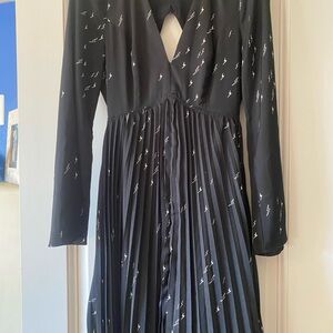 Avec Les Filles Black Long Sleeve Dress with Pattern